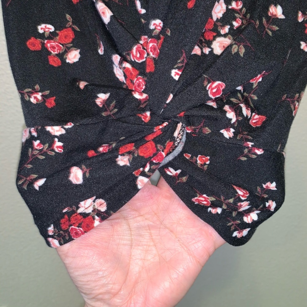 Wallflower Flower Shirt - Picture 2 of 4